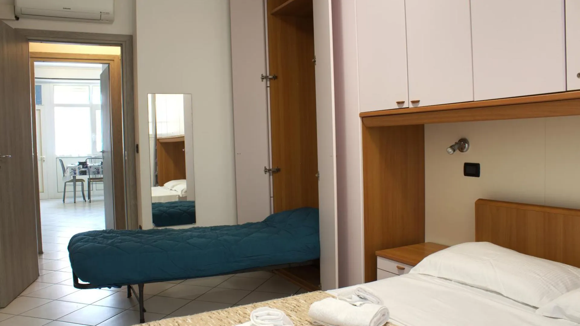 20 Metri Dal Mare, Vacanze Vicini A Tutto Borghetto Santo Spirito 0*,  Italia